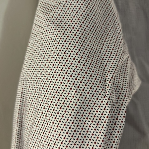 ⭐️ 3/$50 ⭐️ NWT Tommy Hilfiger Regular Fit Dress Shirt - Size Medium - Picture 6 of 7